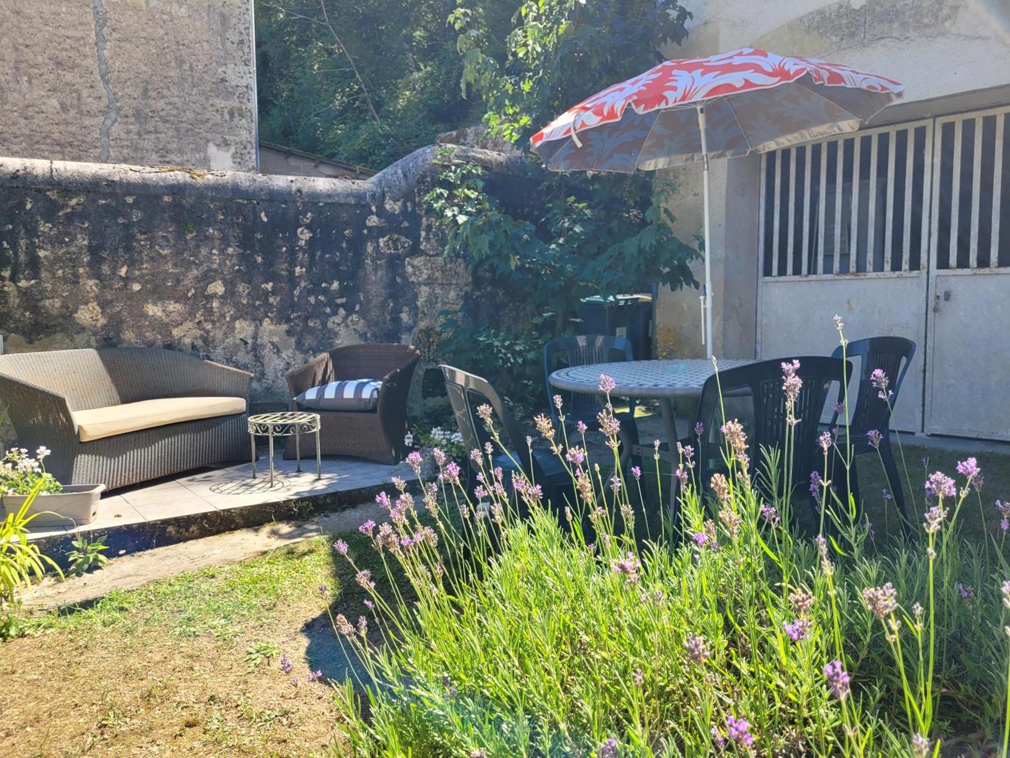 La Maison Aux Iris Pocé-sur-Cisse Exteriér fotografie